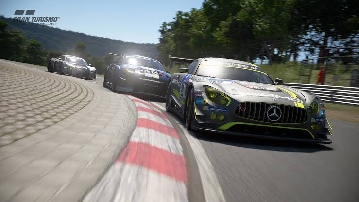 David Harbour será estrela da adaptação de Gran Turismo