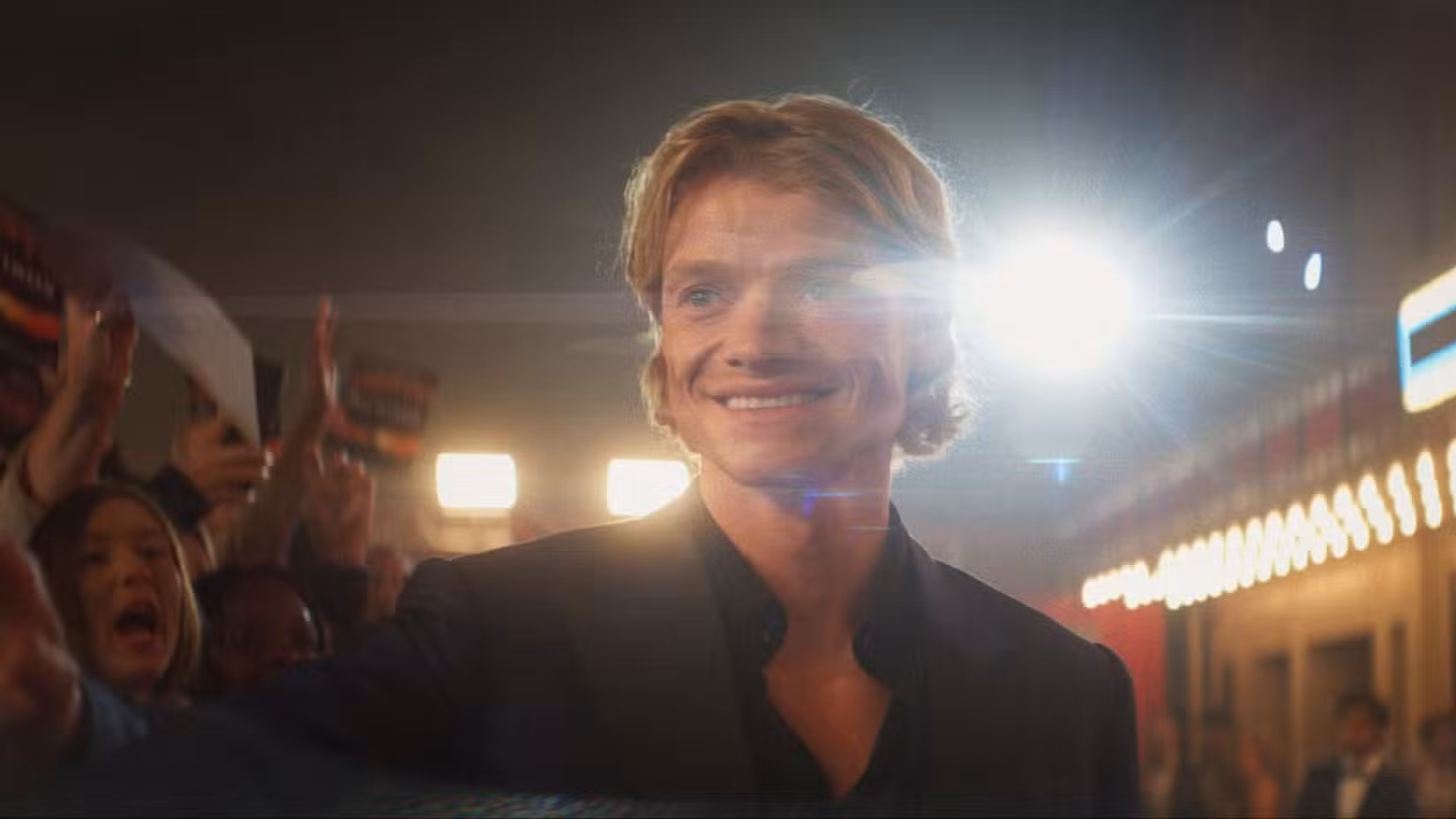 Elenco confirmado de Cara de Barro DCU filme de terror