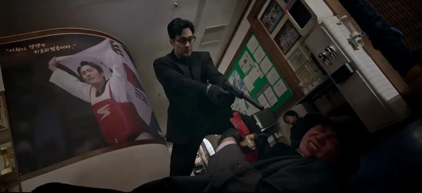 Agente Kim: Reativado mistura a&ccedil;&atilde;o intensa com drama familiar